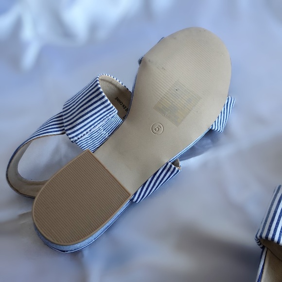Blue and White Sandals- NEW NEW NEW - Picture 3 of 5
